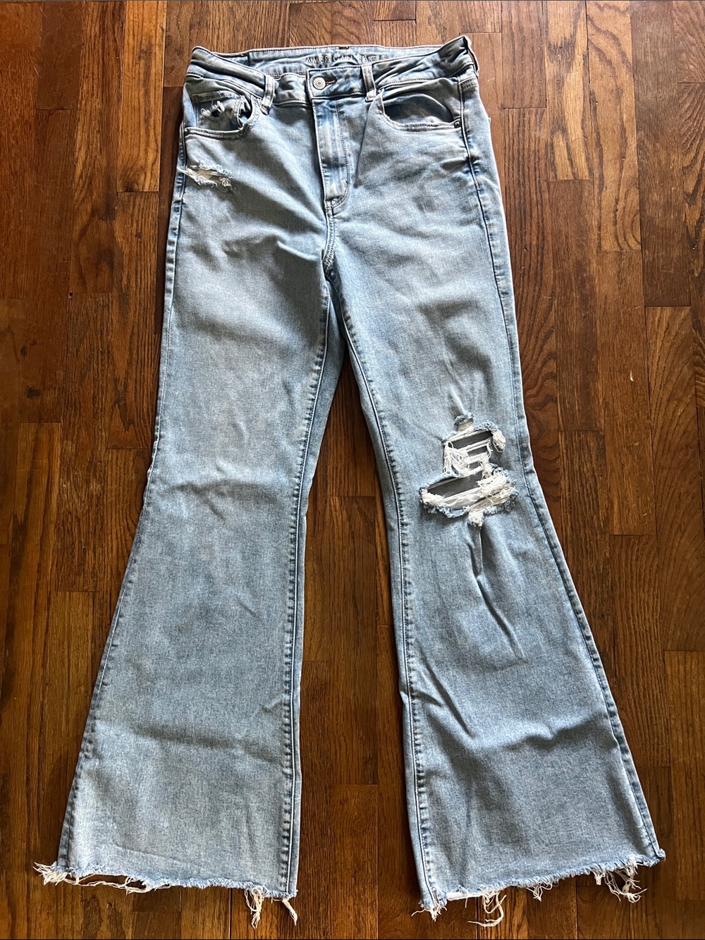 American Eagle High-Waist Light Wash Distressed Flare Jeans 🦅